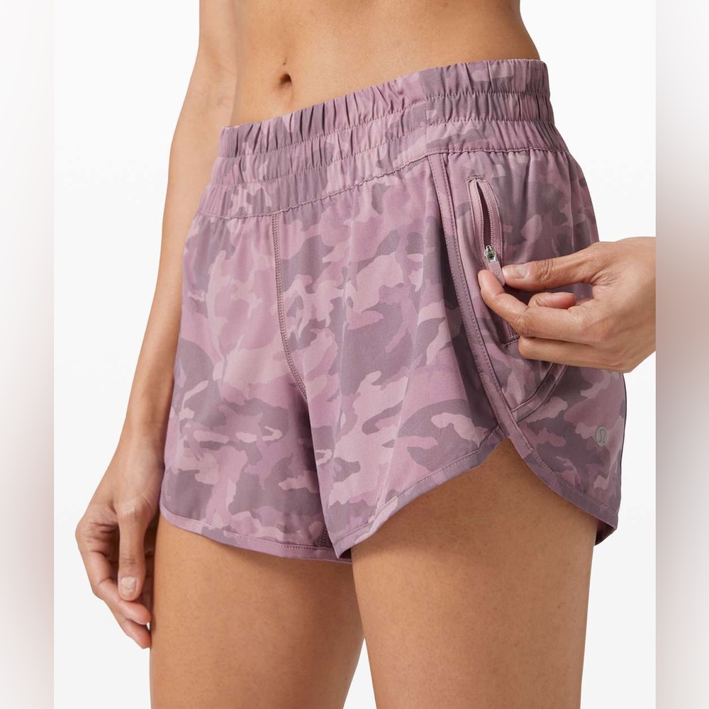 Lululemon Tracker Low-Rise Lined Short 4”